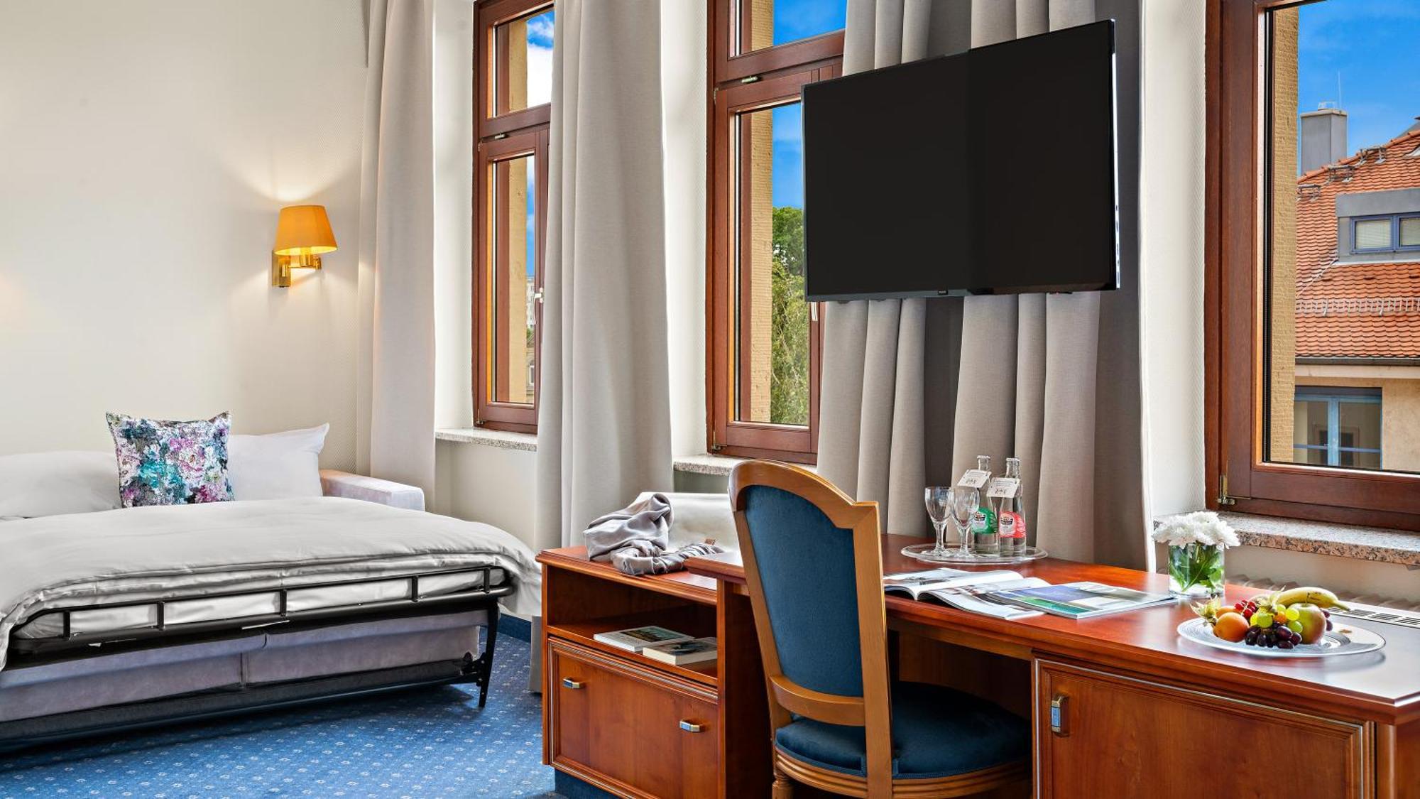 Hotel Bayerischer Hof Dresden Ngoại thất bức ảnh