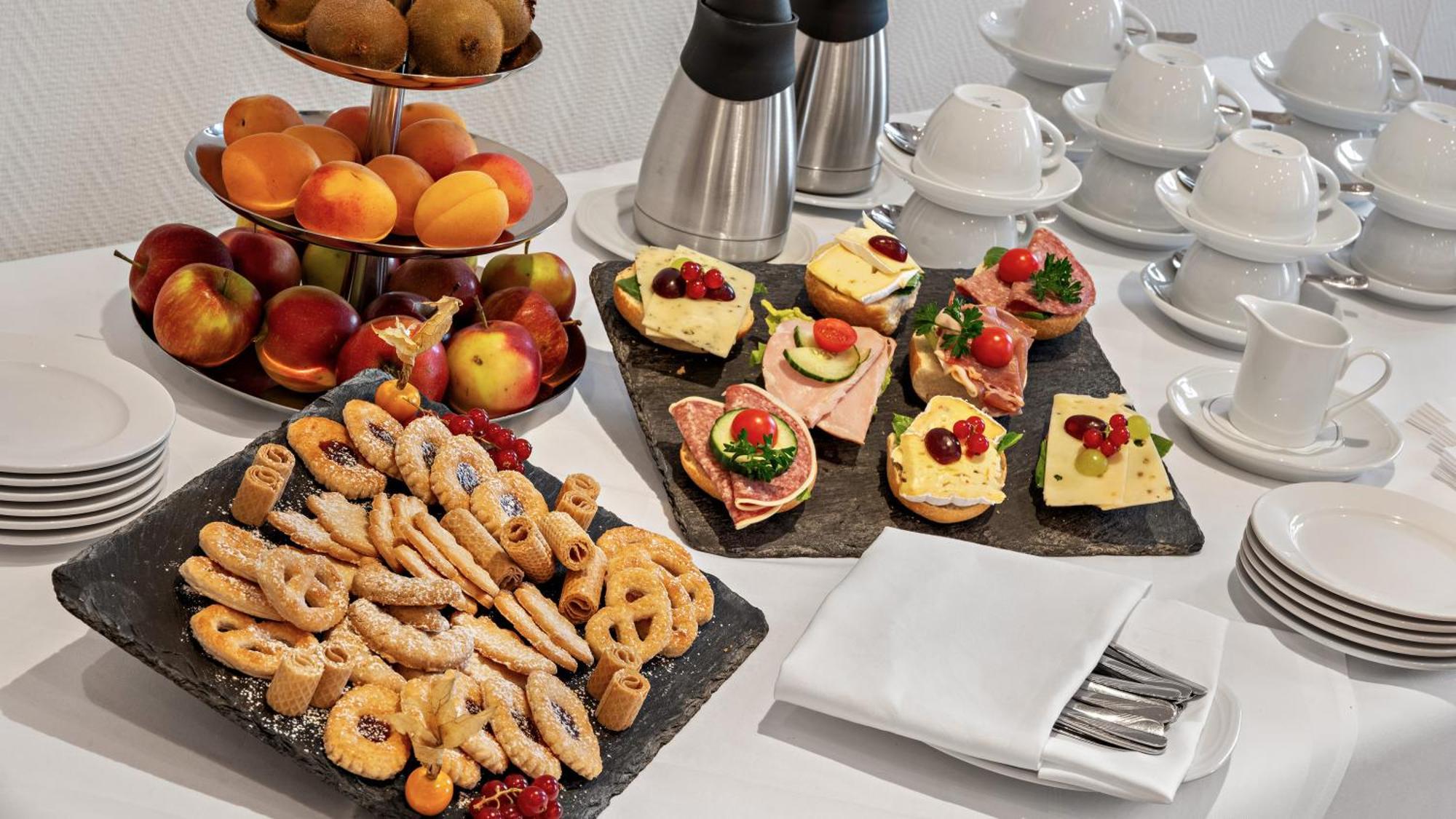 Hotel Bayerischer Hof Dresden Ngoại thất bức ảnh